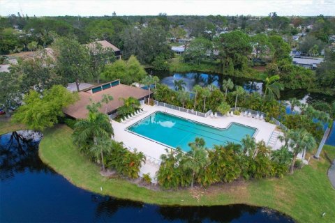 Copropriété à louer à Sarasota, Floride: 2 chambres, 78.78 m2 № 2102724 - photo 28