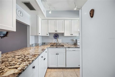 Condominio en venta en Bradenton, Florida, 2 dormitorios, 113.43 m2 № 1613735 - foto 10