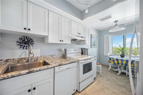 Condominio en venta en Bradenton, Florida, 2 dormitorios, 113.43 m2 № 1613735 - foto 9