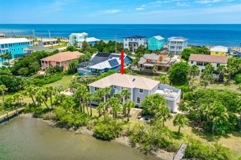 House in Flagler Beach, Florida 4 bedrooms, 319.86 sq.m. № 1820619 - photo 1