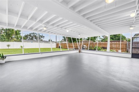 Villa ou maison à vendre à Saint Petersburg, Floride: 4 chambres, 143.16 m2 № 1916122 - photo 26