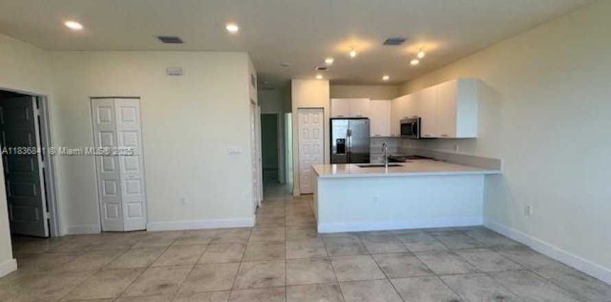 Condo à Doral, Floride, 3 chambres  № 1826079