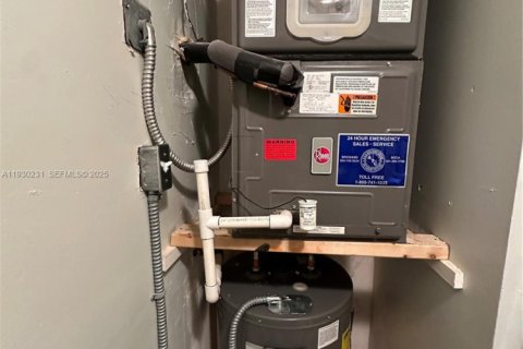 Condominio en venta en Boynton Beach, Florida, 1 dormitorio, 88.26 m2 № 1992783 - foto 24