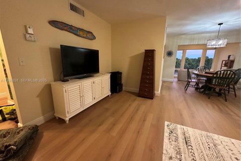 Condominio en venta en Boynton Beach, Florida, 1 dormitorio, 88.26 m2 № 1992783 - foto 4