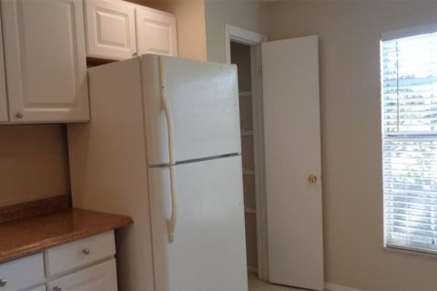 Condo in Casselberry, Florida, 3 bedrooms  № 1853071 - photo 5