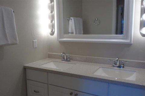 Condo in Casselberry, Florida, 3 bedrooms  № 1853071 - photo 23