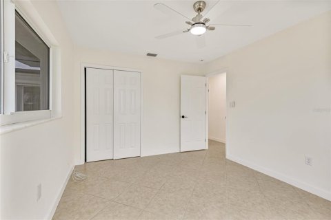 House in Punta Gorda, Florida 3 bedrooms, 167.22 sq.m. № 1772926 - photo 28