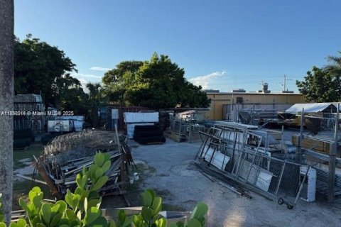 Propiedad comercial en venta en Homestead, Florida № 2080275 - foto 5