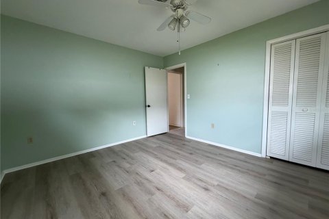 House in Venice, Florida 2 bedrooms, 137.68 sq.m. № 2119906 - photo 1