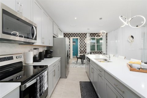Купить виллу или дом в Киссимми, Флорида 9 комнат, 278.52м2, № 1521057 - фото 18