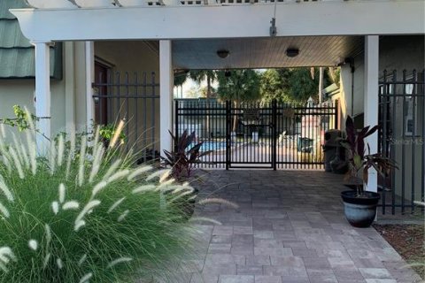 Copropriété à vendre à Clearwater, Floride: 2 chambres, 75.53 m2 № 1813588 - photo 11