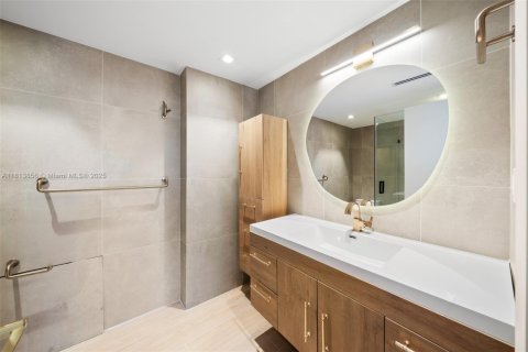 Copropriété à louer à Miami Beach, Floride: 3 chambres, 225.29 m2 № 1987824 - photo 21