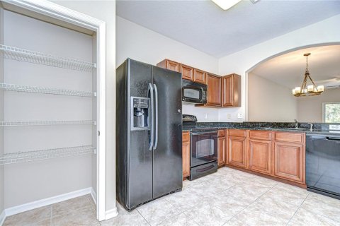 Townhouse in Wesley Chapel, Florida 2 bedrooms, 145.86 sq.m. № 1875769 - photo 2