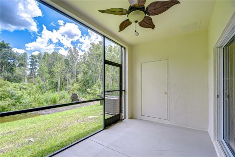 Townhouse in Wesley Chapel, Florida 2 bedrooms, 145.86 sq.m. № 1875769 - photo 23