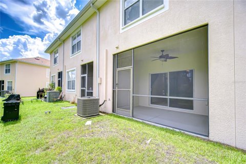 Townhouse in Wesley Chapel, Florida 2 bedrooms, 145.86 sq.m. № 1875769 - photo 26