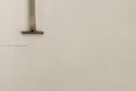 Снять в аренду квартиру в Майами-Бич, Флорида 1 спальня, 60.39м2, № 2064149 - фото 20