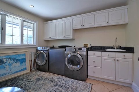 Casa en alquiler en New Smyrna Beach, Florida, 4 dormitorios, 381.27 m2 № 1648436 - foto 7