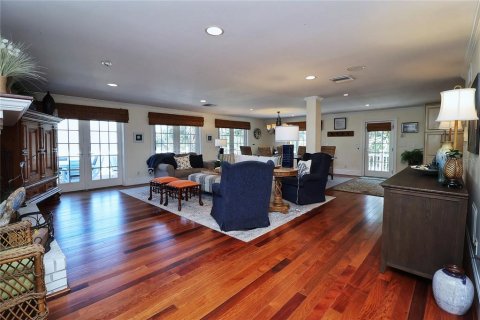 Casa en alquiler en New Smyrna Beach, Florida, 4 dormitorios, 381.27 m2 № 1648436 - foto 12