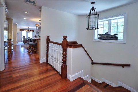 Casa en alquiler en New Smyrna Beach, Florida, 4 dormitorios, 381.27 m2 № 1648436 - foto 4