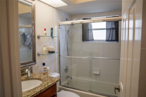 House in Bradenton, Florida 3 bedrooms, 124.4 sq.m. № 1508060 - photo 17