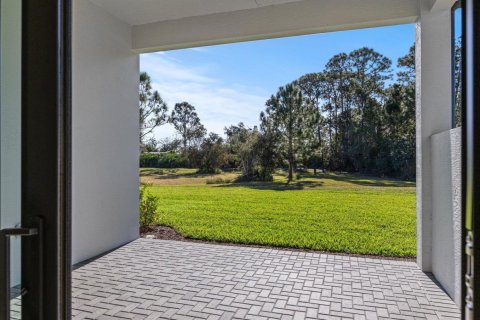 House in Port St. Lucie, Florida 2 bedrooms, 138.8 sq.m. № 2187053 - photo 11