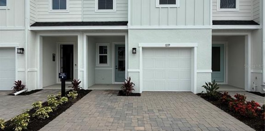 Touwnhouse à Davenport, Floride 3 chambres, 155.52 m2 № 2152169