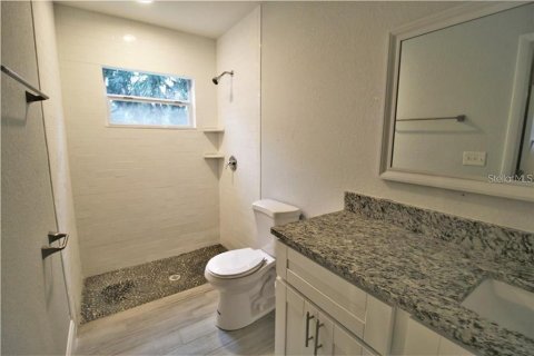 Villa ou maison à louer à Tampa, Floride: 4 chambres, 127.09 m2 № 2384300 - photo 7