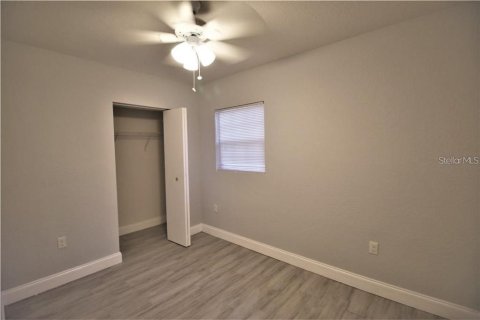 Villa ou maison à louer à Tampa, Floride: 4 chambres, 127.09 m2 № 2384300 - photo 12