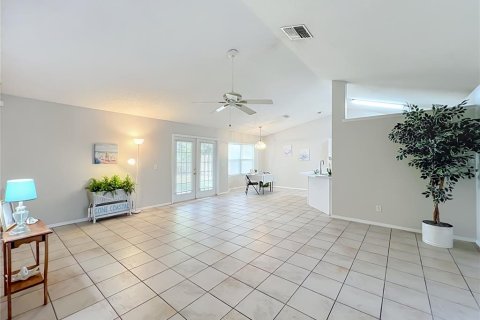 Villa ou maison à vendre à Orlando, Floride: 3 chambres, 127.83 m2 № 2348170 - photo 8