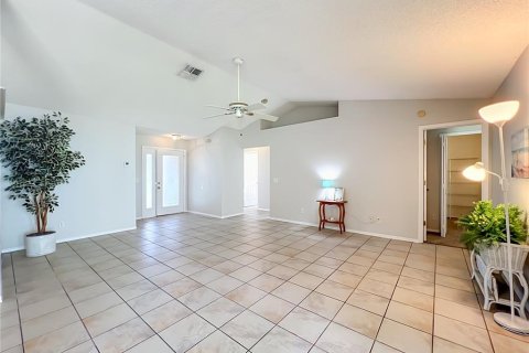 Villa ou maison à vendre à Orlando, Floride: 3 chambres, 127.83 m2 № 2348170 - photo 10