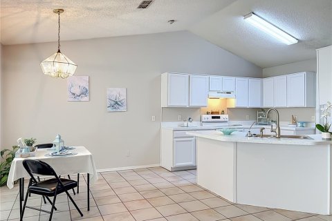 Villa ou maison à vendre à Orlando, Floride: 3 chambres, 127.83 m2 № 2348170 - photo 14