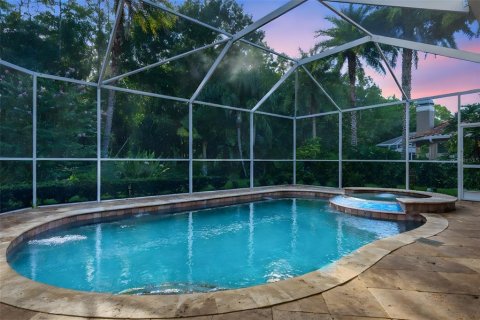 House in Tampa, Florida 5 bedrooms, 316.7 sq.m. № 1847026 - photo 2