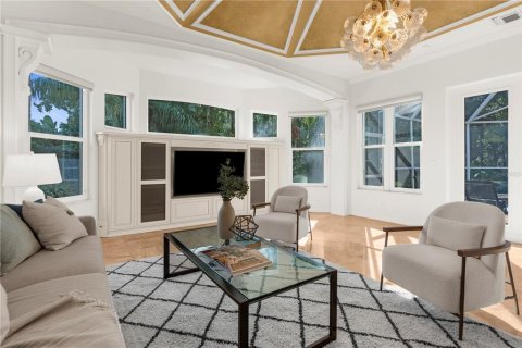 House in Tampa, Florida 5 bedrooms, 316.7 sq.m. № 1847026 - photo 7