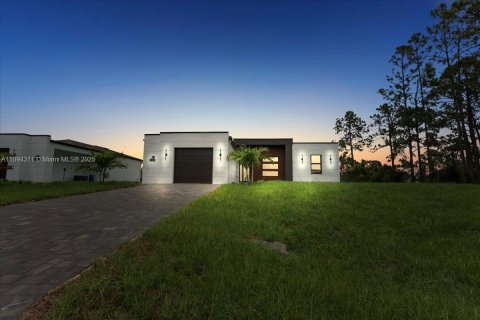 Villa ou maison à vendre à Lehigh Acres, Floride: 3 chambres, 120.03 m2 № 1950198 - photo 2