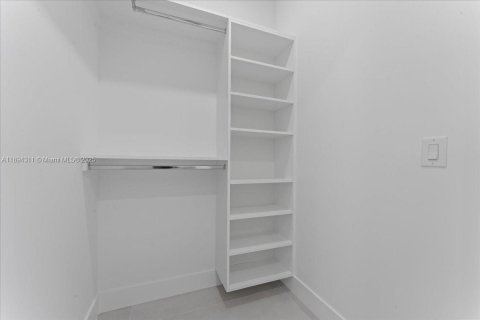 Villa ou maison à vendre à Lehigh Acres, Floride: 3 chambres, 120.03 m2 № 1950198 - photo 13