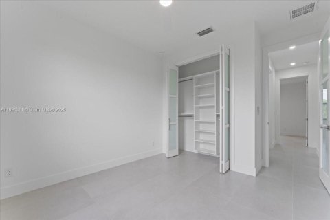 Villa ou maison à vendre à Lehigh Acres, Floride: 3 chambres, 120.03 m2 № 1950198 - photo 22