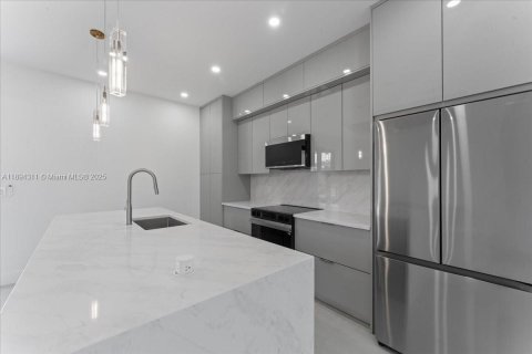 Villa ou maison à vendre à Lehigh Acres, Floride: 3 chambres, 120.03 m2 № 1950198 - photo 10