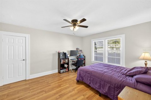 Casa en venta en Saint Petersburg, Florida, 3 dormitorios, 167.22 m2 № 1810848 - foto 18