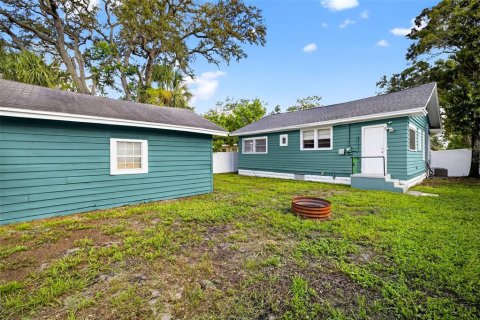 Casa en venta en Saint Petersburg, Florida, 3 dormitorios, 167.22 m2 № 1810848 - foto 20