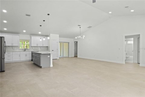 House in Dunnellon, Florida 4 bedrooms, 186.83 sq.m. № 1733354 - photo 15