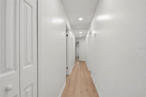 Villa ou maison à vendre à Sanford, Floride: 4 chambres, 130.81 m2 № 2211216 - photo 17