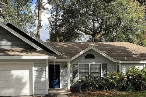 House in Jacksonville, Florida 3 bedrooms, 149.94 sq.m. № 855227 - photo 1