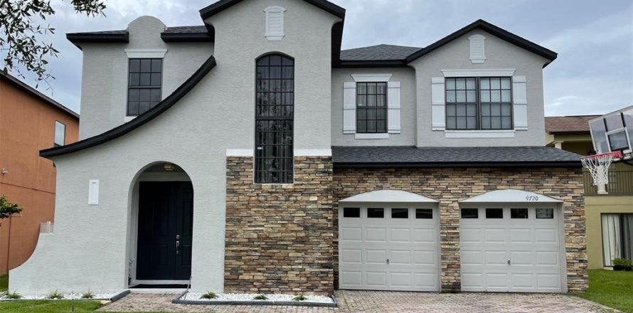 Casa en Orlando, Florida 4 dormitorios, 251.11 m2 № 1847338