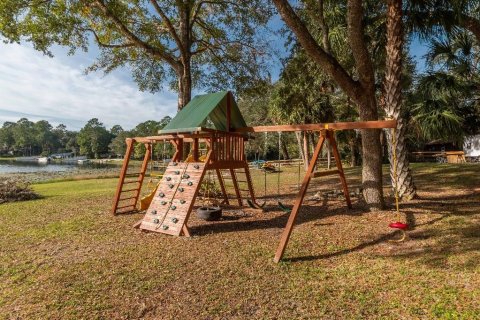 House in Silver Springs Shores, Florida 3 bedrooms, 174.66 sq.m. № 2396242 - photo 20