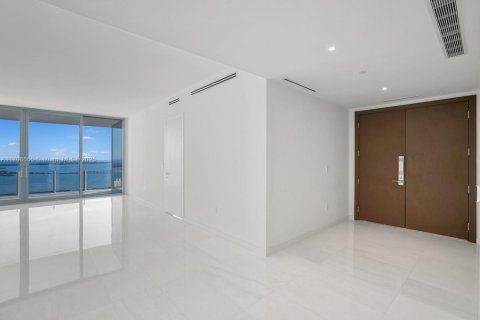 Condo in Miami, Florida, 3 bedrooms  № 1703930 - photo 29