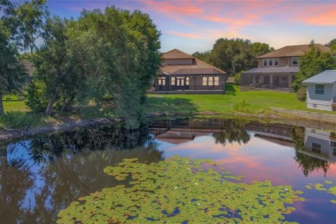 Casa en venta en Tampa, Florida, 4 dormitorios, 318 m2 № 2377910 - foto 2