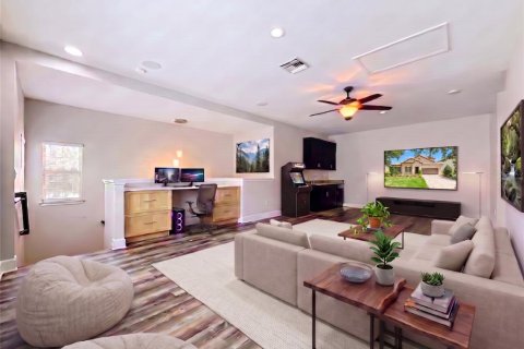 Casa en venta en Tampa, Florida, 4 dormitorios, 318 m2 № 2377910 - foto 8