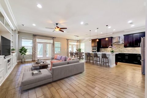 Casa en venta en Tampa, Florida, 4 dormitorios, 318 m2 № 2377910 - foto 5