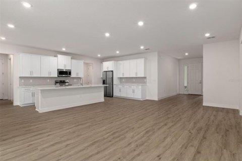 House in Hernando, Florida 4 bedrooms, 230.21 sq.m. № 2208722 - photo 8
