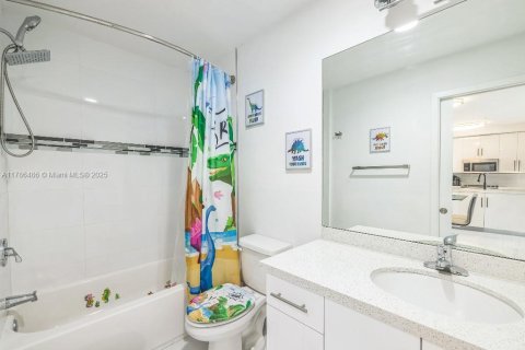 Condominio en venta en Miami, Florida, 2 dormitorios, 91.97 m2 № 1704449 - foto 21